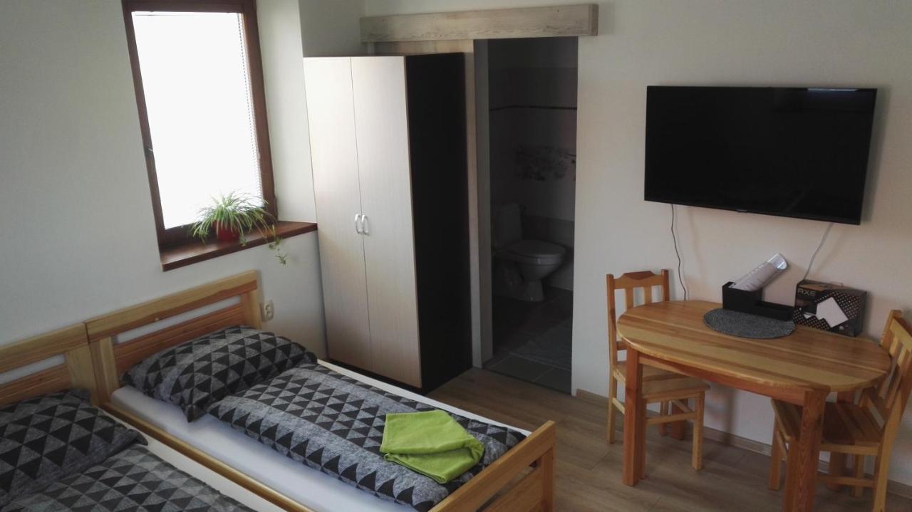 Apartmany Opolany Buitenkant foto